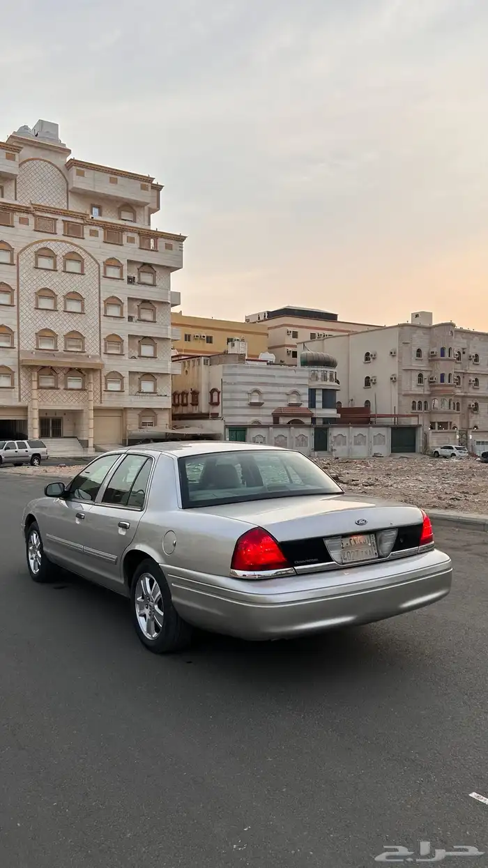 فورد كراون فكتوريا للبيع 5