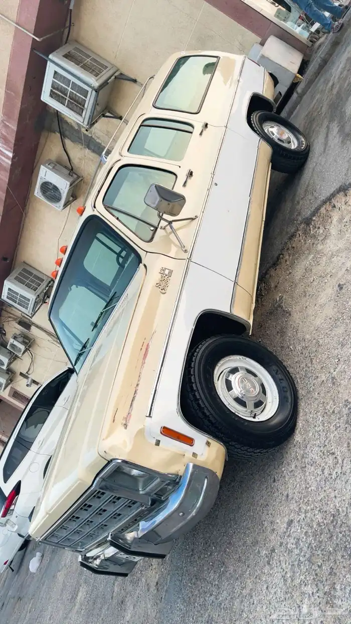 سيارات كلاسيكية للإيجار 19