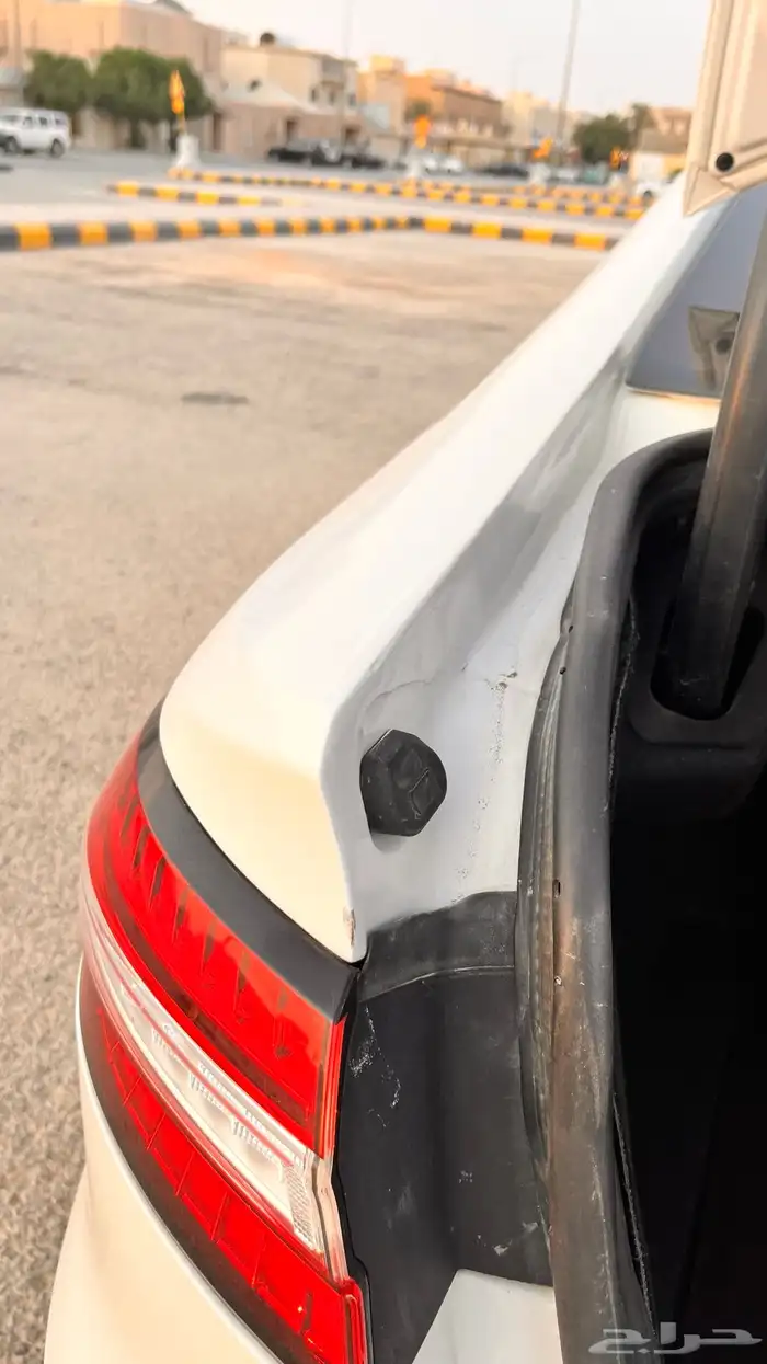 للبيع تورس 2022 ابيض 4