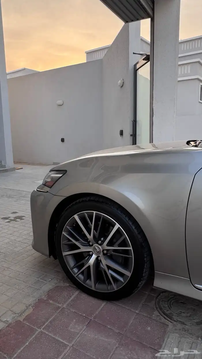 لكزس GS350 CD 2018 بحاله المصنع (نادر) سعودي 4