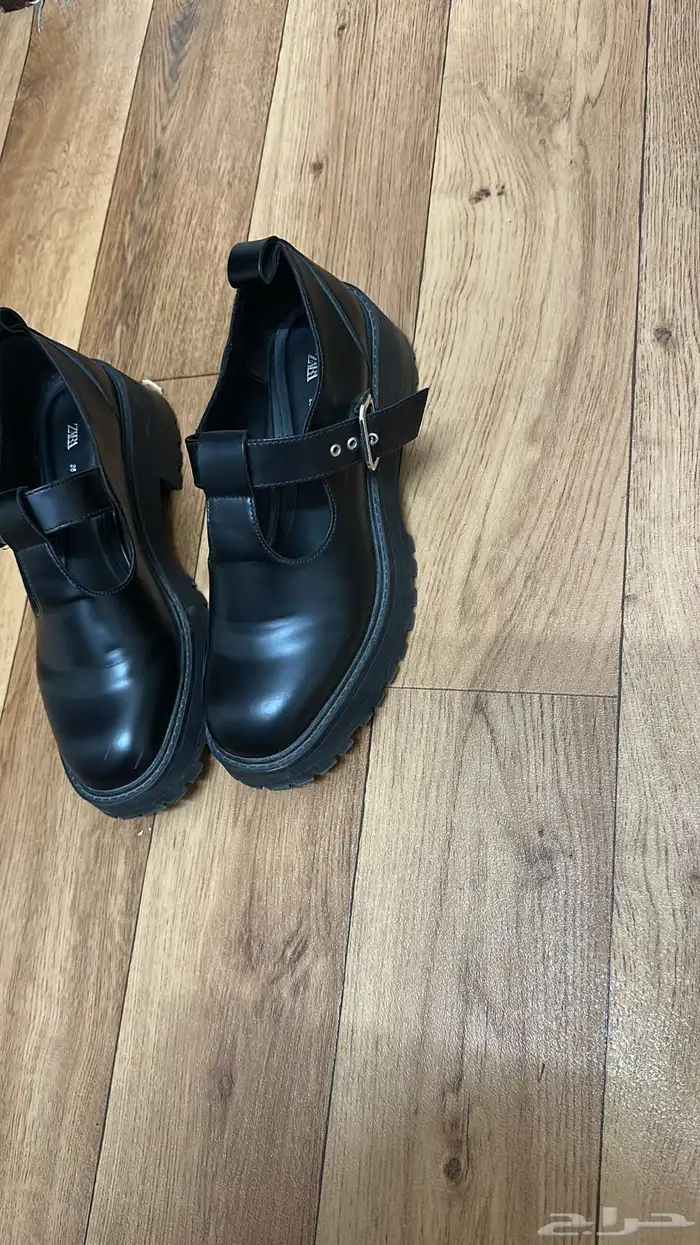 جزمة من زارا نسائية جديدة 1