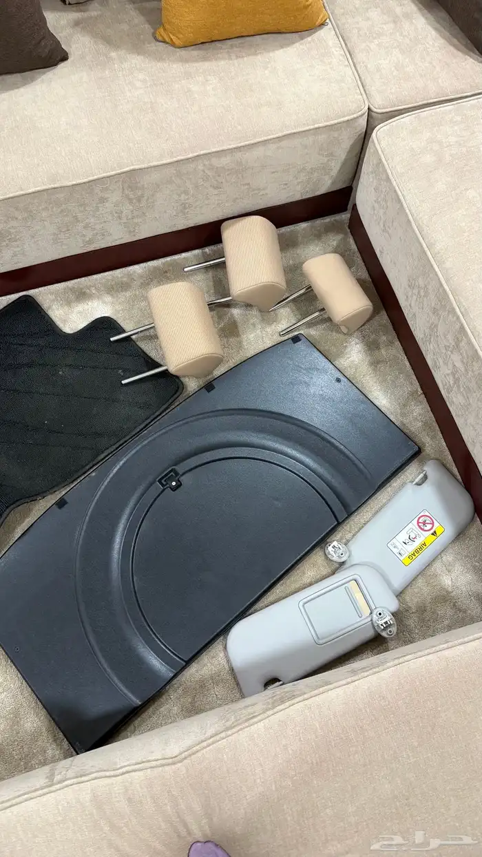 قطع غيار سيارة راف فور تشليح 0
