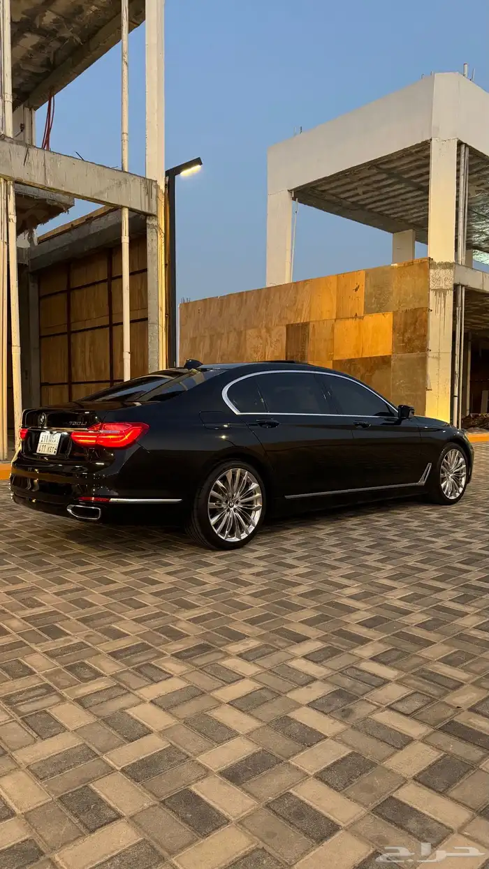 للبيع بي ام 730 9