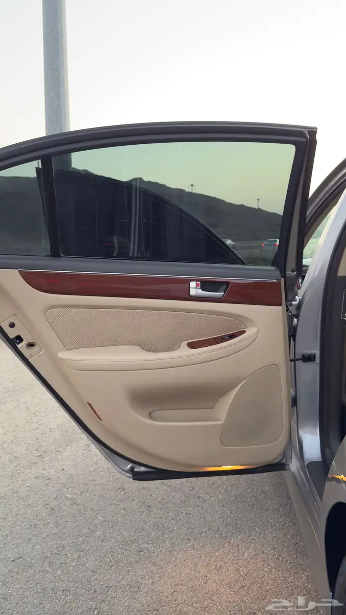جينيسس G80 2014 ممشى ( 97 الف فقط ) قمة في النظافة للبيع 54