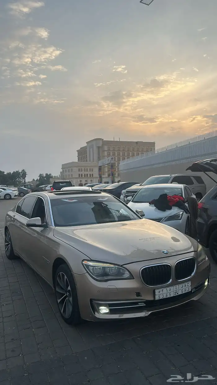 بي ام دبليو 730 للبيع 1