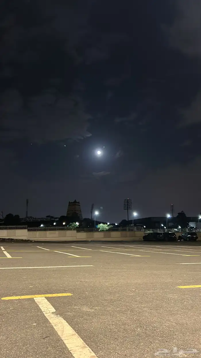 مطلوب كامري 2011 فل كامل بقيمه لاتتعدا 25 الف اتوماتيك شرط 0