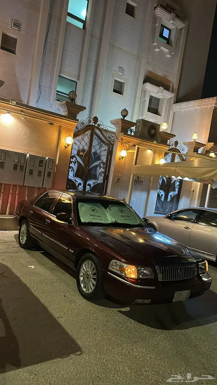 للبيع فورد ماركيز 2009 للبدل 3