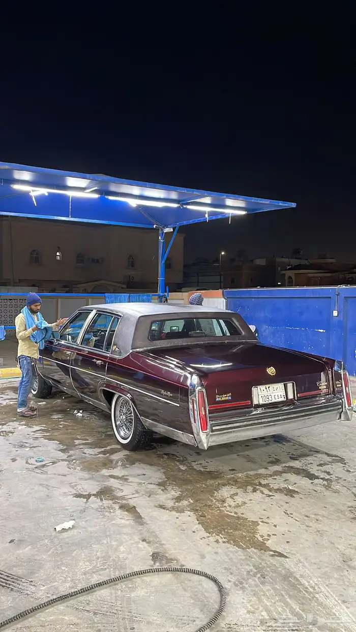 كاديلاك بروقهام 1988 وارد الجميح 13