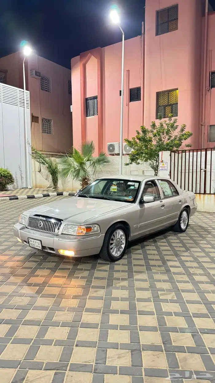 فورد ماركيز موديل 2010 سعودي 1