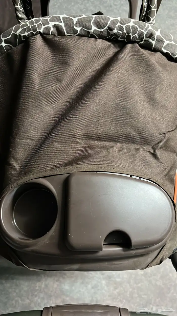 عربيةاطفال حقت ثنين شبه الجديده للبيع . 8