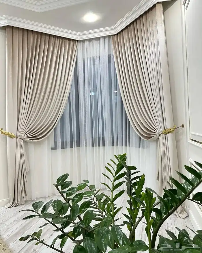 ستائر فاخرة للمجالس والديكور العصري 16