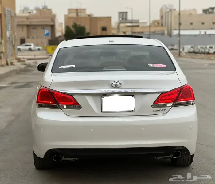 تويوتا افالون 2012 5