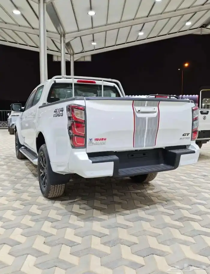 ايسوزو جي تي 1