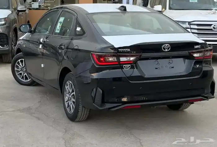 تويوتا يارس أسود 2026 بالتقسيط 2