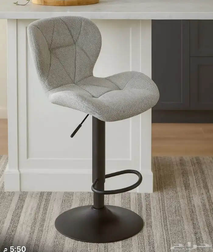 كراسي بار او مطبخ مرتفعه مديلات حديثة خامات فخمة وتس فقط 87