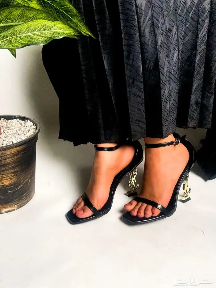 كعب لوبوتان شنط قوتشي الهبه شنط ايرمز 47