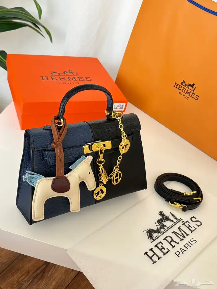 كعب لوبوتان شنط قوتشي الهبه شنط ايرمز 35