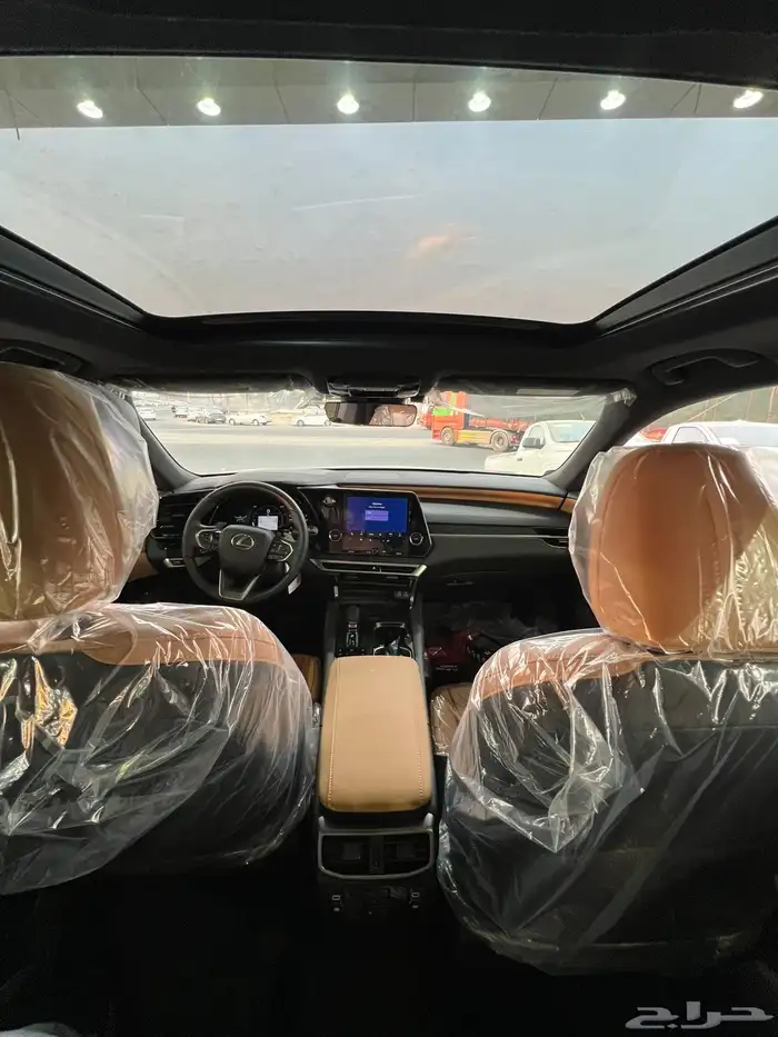 لكزس RX 350 -2025 بنزين AA بلس بانوراما بالنقد والتقسيط 6