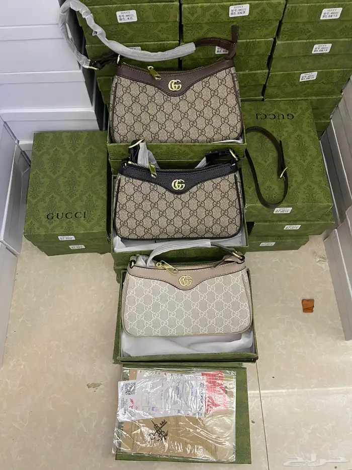 كعب لوبوتان شنط قوتشي الهبه شنط ايرمز 27