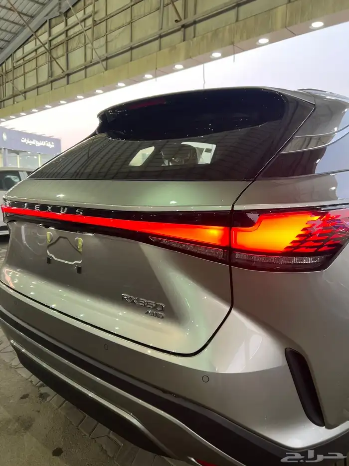 لكزس RX 350 -2025 بنزين AA بلس بانوراما بالنقد والتقسيط 9