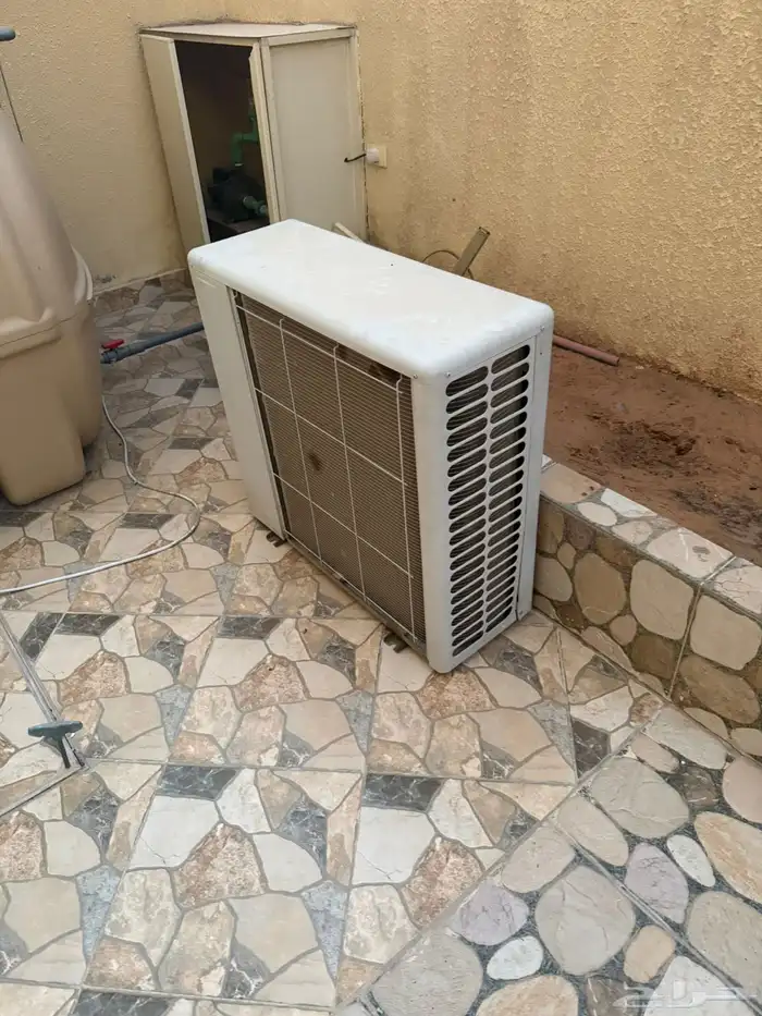 للبيع مكيف مستعمل LG 2 طن 0