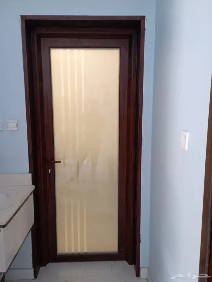 تفصيل باب المنيوم خشابي زجاج دبل 0
