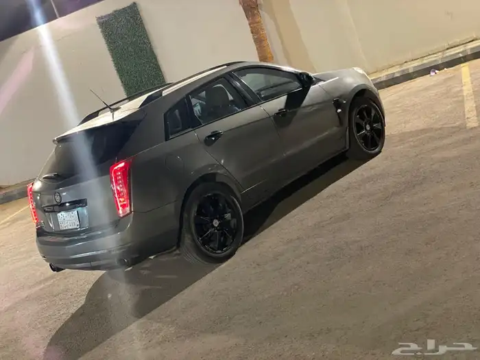 كاديلاك SRX 2010 فل كامل 11