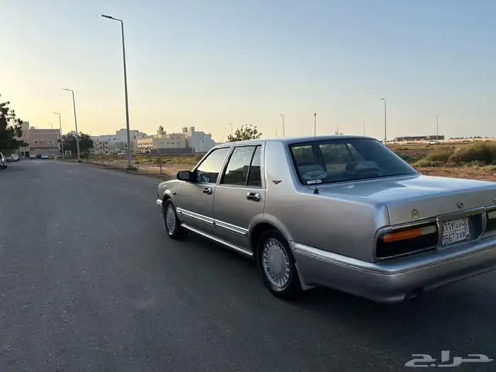 نيسان سيدرك V6 11