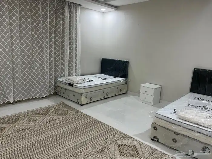 شقه موثثه للايجار الشهري 1