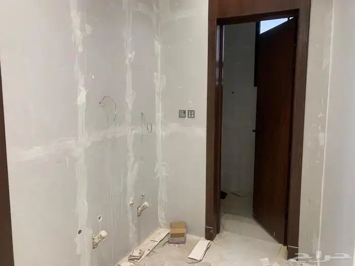 للبيع فلتين كل فله 250 حي لبن 3