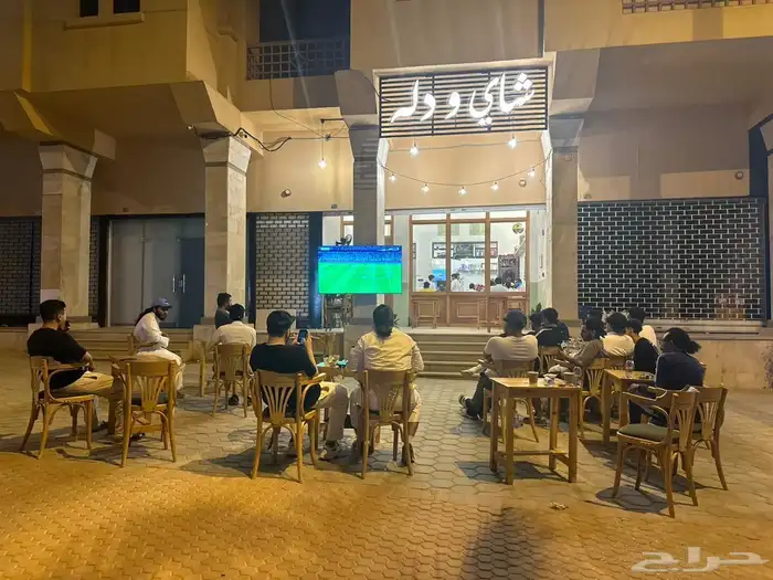 محل للتقبيل 5