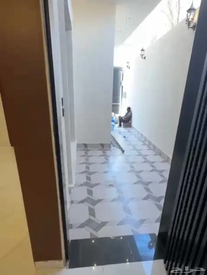 للبيع فله دبلوكس بالمزاحمية بحي الجامعه 950 الف 4