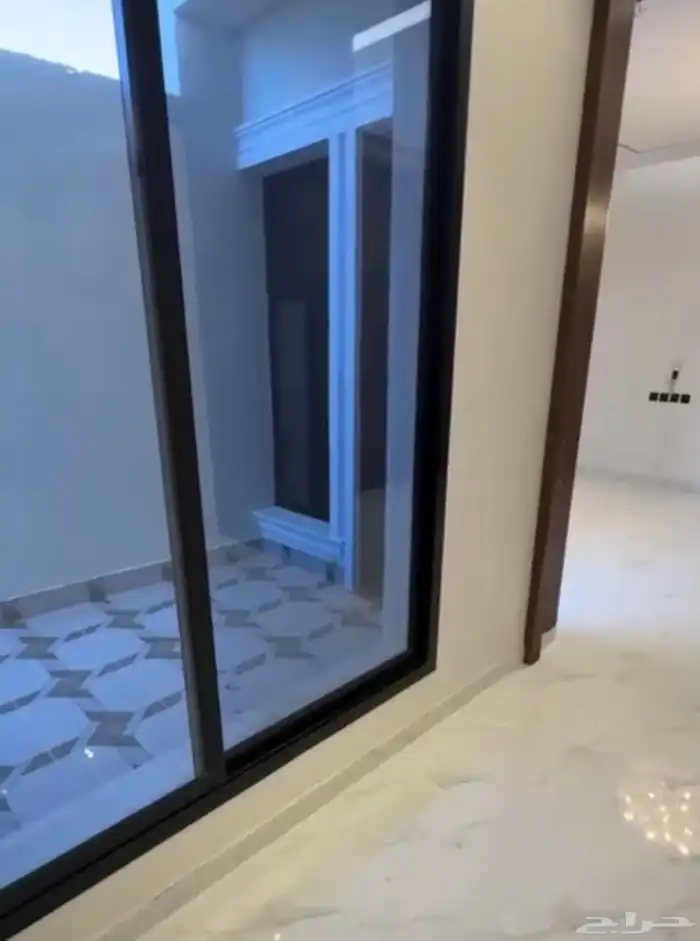 للبيع فله دبلوكس بالمزاحمية بحي الجامعه 950 الف 5