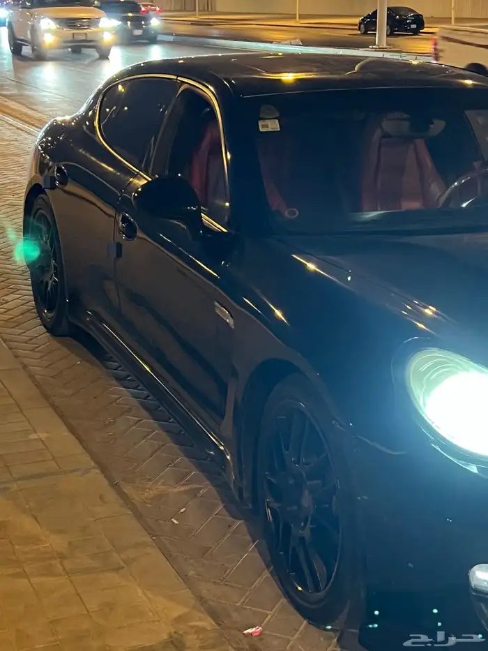 للبيع بورش بانيمرا V8 فل كامل 2