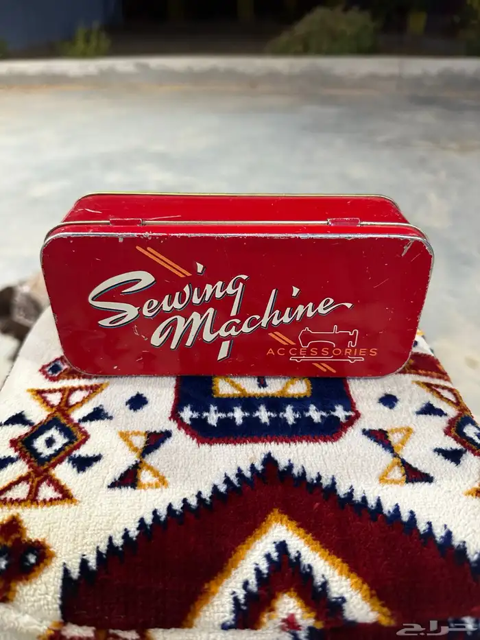 علبة أدوات خياطة تراثية 0