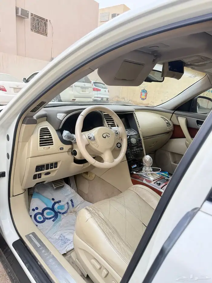 انفنيتي 2013 FX37 7