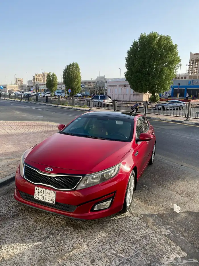 للبيع كيا اوبتيما 2015 نص فل نظيف جدا جدا على الشرط 3