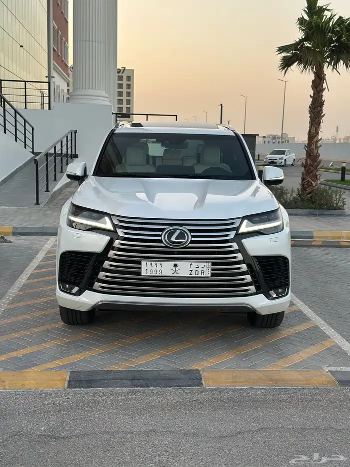 جيب لكزس LX600 للبيع 2022 2