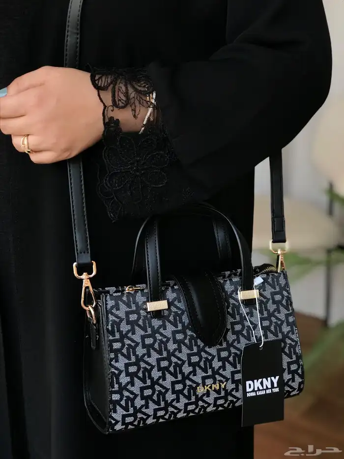 كعب لوبوتان شنط قوتشي الهبه شنط ايرمز 17