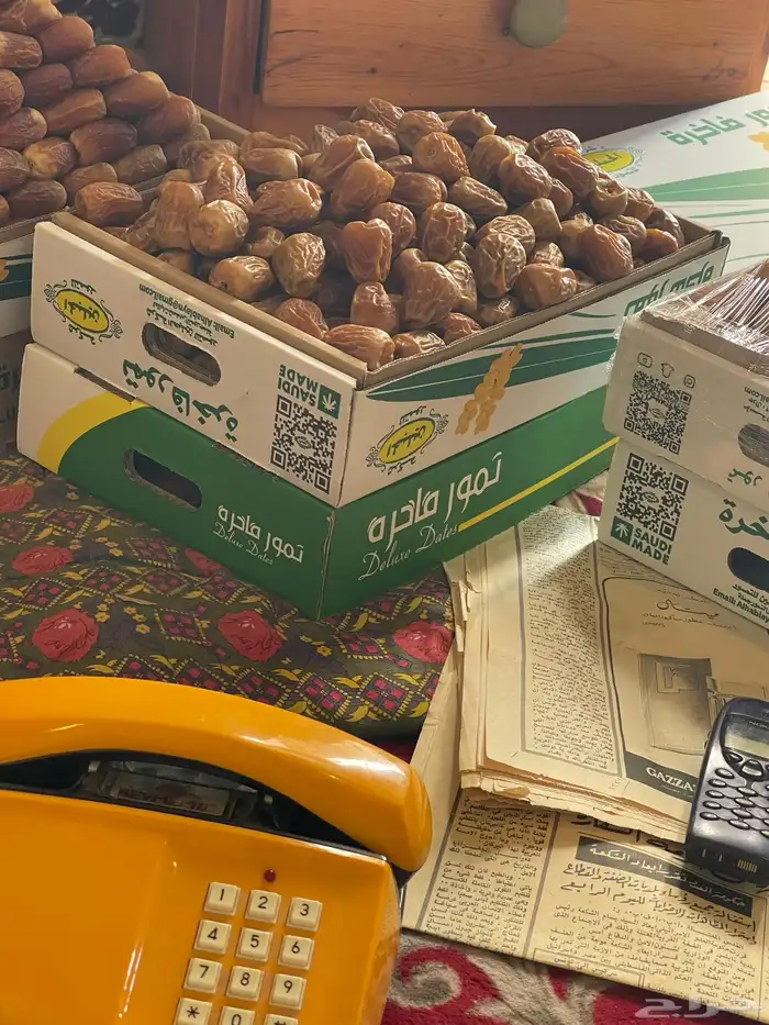 يتوفر لدينا تمر صقعي وسكري مفتل فواخر 4
