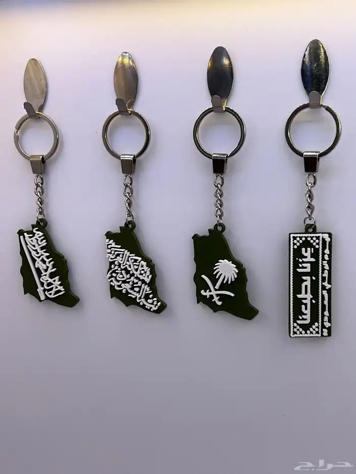 ميداليات مع NFC و تحف 16