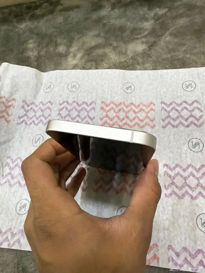 ايفون 13 بطاريه 83 قيقه 128 2