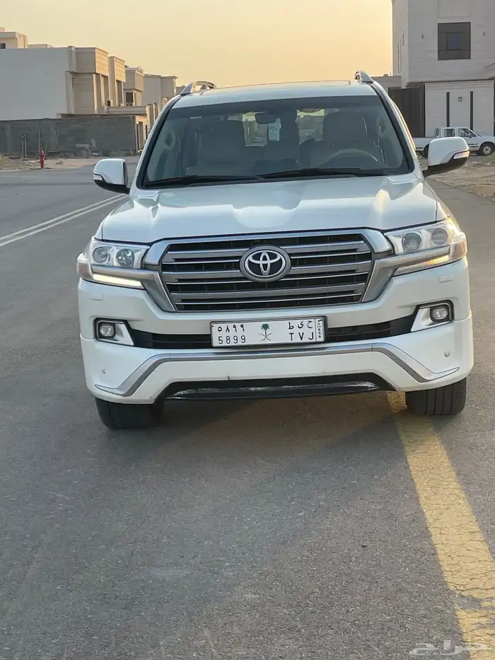 للبيع جيب جي اكس ار 2018 6
