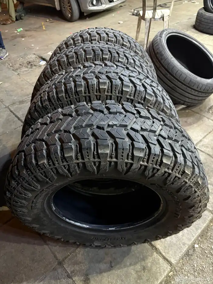 كفرات حجريه265 70 17شبه جديده 3