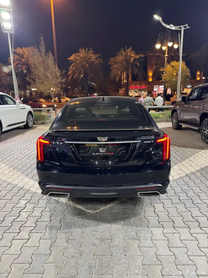 كاديلاك مستخدم نضيف ct5 موديل2022 4