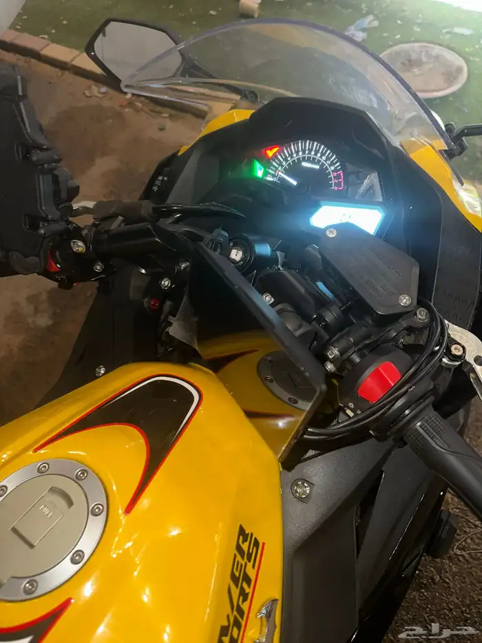 دباب ريس 250 cc لون اصفر اسود 6