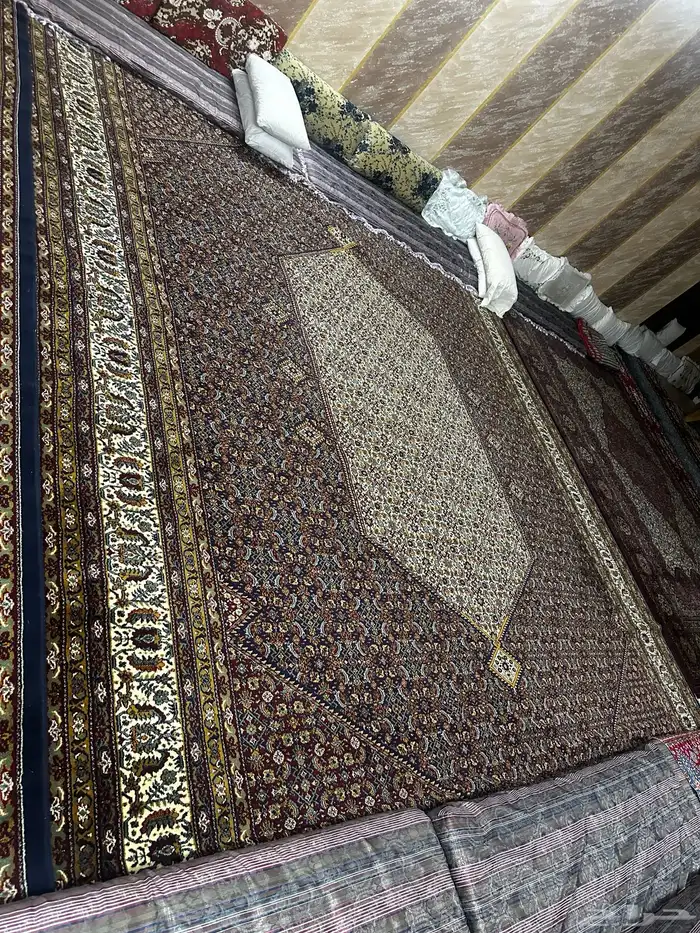 سجاد بلجيكي وتركي وشملات وستائر قديمة للبيع 5