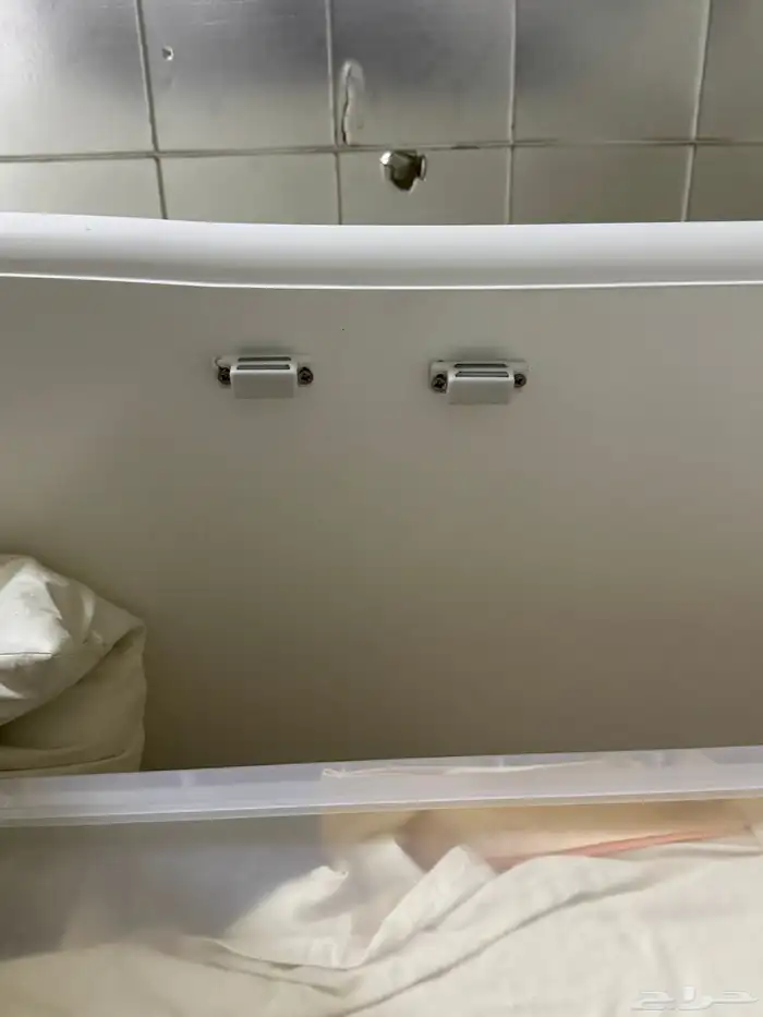 دولاب - له قسمين 1