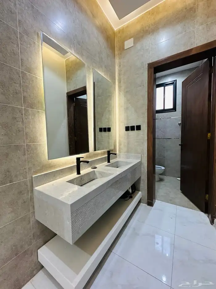 للبيع شقق علويه تشطيبVipبالمحاله ح الزهور بسعر550الف 7