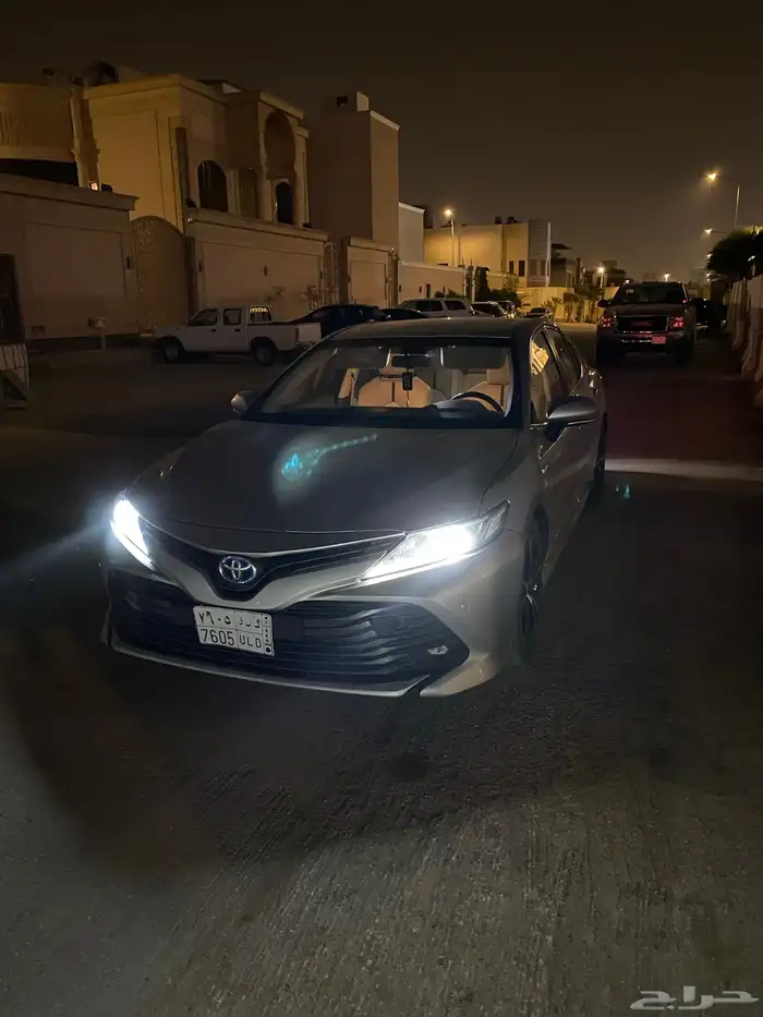 كامري 2020 فل كامل GLE هايبرد 3